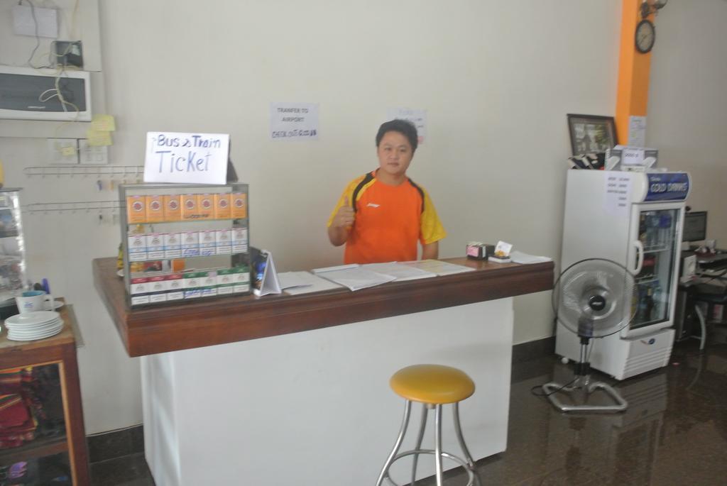 Orange Backpacker Hostel Vientiane Exteriér fotografie