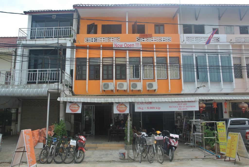 Orange Backpacker Hostel Vientiane Exteriér fotografie